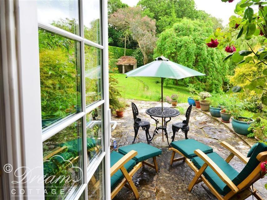 Sixpenny Cottage Upwey Exterior foto